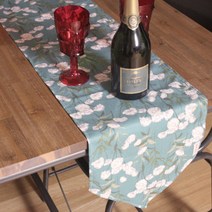 Noland 플라워 테이블 러너, 제이드, 200 x 30 cm