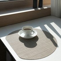 모리스벤암펠 멜로우스페이스 Green PVC 테이블 식탁 매트 HC-T5, 베이지 반원형, 39.5 x 33.7 cm