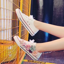 올나인 여성용 리얼 플라워 포인트 스니커즈