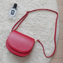 핑크백 데이브 반달 크로스백