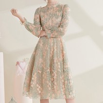 비비에모 프리미엄 플라워 레이스 하이넥 미디 원피스 03003