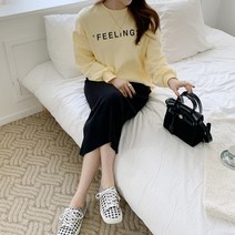 여성용 린다샵 월케인 루즈핏 라운드넥 필링 맨투맨 cpt11893k31