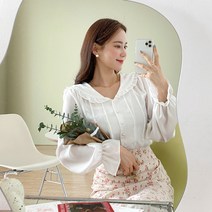 제이스타일 포니텔 프릴 핀턱 샤틴 블라우스