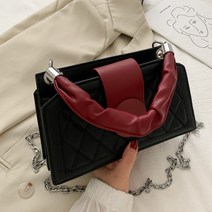 JCP 다이아 퀼팅 패턴 크로스백