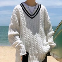 남성 오버핏 코트 화이트 브이넥 스웨터 가을 트렌드 학원 무드 와이드 루즈핏 풀오버니트 2640376072