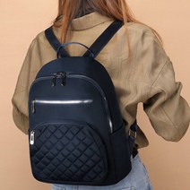 여성 고급스러운 퀄팅 무늬 포인트 데일리 기본 백팩