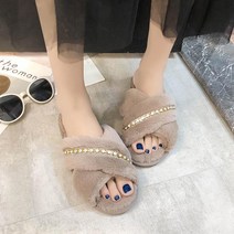 그림앤아이 겨울 퍼 슬리퍼 큐빅 거실 털 실내화, 모카베이지