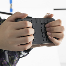 쿼티케이스 시각장애인용 스마트폰 무선키보드 전화 다이얼 스마트폰 제어 스마트폰 악세서리