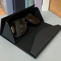접이식 안경집 안경통 선글라스 가벼운 케이스 안경곽 등산용 파우치 정리함 보관함 수납함 돋보기 휴대용 여행용 보관 하드 심플 정리 렌즈 수납 박스 자석 상자