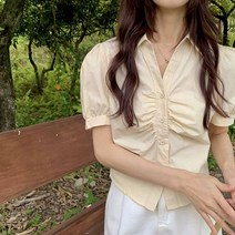 치코엘라 ㅡ 모든 추억이 크롭 셔링 블라우스