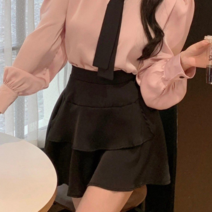 봄날의꽃 새틴 블라우스 스커트