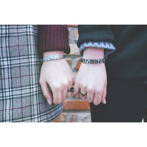 스텐 이니셜 천연가죽팔찌 커플우정팔찌