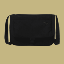 다이나핏 사일런스 플립 크로스백 블랙 YUF23B14Z1 남녀공용 크로스백