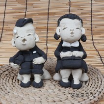 교복 입은 학생 토기 인형 옛날 인형 전통 공예 소품