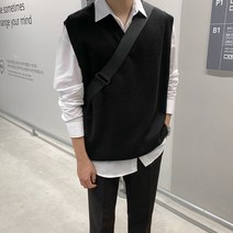 탄탄한 브이넥 오버핏 니트 베스트 조끼