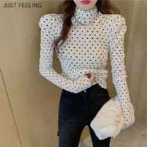 JUST FEEL!NG 1+1 도트 하이넥 퍼프 긴팔 티셔츠 일자핏 데이리룩 봄가을 편한 상의 빅사이즈