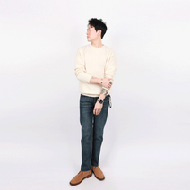 라쿤 울 라운드 니트