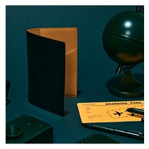 [베노베로] 호스코드 코도반 말가죽 여권지갑 Travel Wallet 5cc green