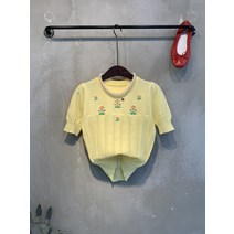 씨샵인더룸 / 비이 플라워 자수 반팔 니트 3color