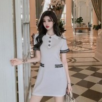 유니파크 루즈핏 포인트를 주며 2만원대 선물 소매와 앞부분 배색으로 매력을 더한 큐티원피스 숏원피스 봄 카라넥 로맨틱 E-994359