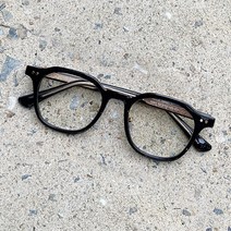 yelove [안경원제품] 자외선 차단 베이직 사각 뿔테 안경