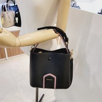 니콜밀러 NICOLEMILLER NC14 깔끔한 버킷 크로스 토드백 1004BK
