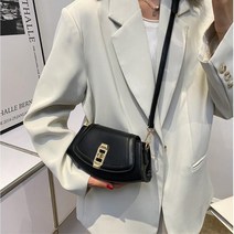 20대여성 하객룩가방 클래식미니핸드백 간편한 여자 결혼식 오피스룩 출퇴근 여친룩