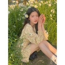 플라워원피스 SUGAR 더심쿵 봄 세부 상패 디자인감각 소프트스타일 클래식 엘로우 브이넥 2579124421