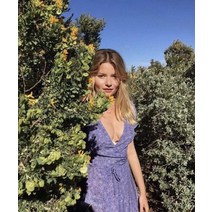 휴가철 퍼플 플라워 원피스 휴양지 여름 동남아 캐주얼 비치웨어 해외여행 바캉스룩 휴가 바다 해변 호캉