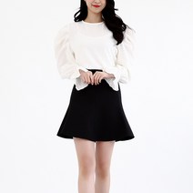 이푼아이 자체제작 소매나팔 블라우스