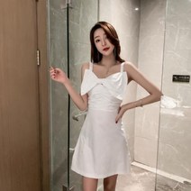 실버캣 여성 빅사이즈 플로렌틴넥 오프숄더 빅 리본 장식 포인트 주름 엠파이어 원피스