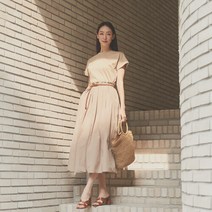 모덴 22SS 코튼 볼륨 플리츠 원피스