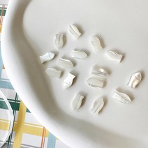 [1개]관통형 11mm 가로형 물고기 화이트 자개 3-426 비즈공예 악세사리 팔찌만들기