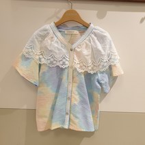일로딜로 부평점 22년 여름신상 50% 레이스 카라가 있어 귀엽고 무지개 무늬로 시원한 재질의 셔켓
