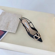 스틸레토 무광 골드 장식 미들힐 샌들 슬링백 구두