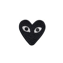 - COMM 눈 하트 검정 자수 와펜 빈티지 패치 패션 의류부자재 열접착