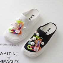 엔젤슈즈 진주 비즈 참 장식 운동화 스니커즈 스퀘어 사각 뮬 쿠션 슬리퍼