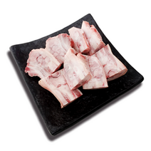 모유수유에 좋은 한돈 미니 돼지족발 생족발, 1개, 2.3kg 내외