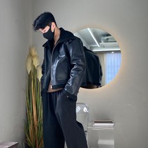 남자 크롭 뽀글이 양면 리버시블 블랙 무스탕