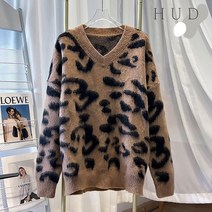 휴드 레오파드 엣지 브이넥 니트