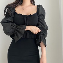 [오프숄더 가능!] 스모크 밑단 프릴 퍼프 소매 블라우스 3Color