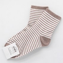 꾹꾸기1개여자 줄무늬 스트라이프 패션 데일리 양말 1켤레 양말 여자양말 패션양말 발목양말 정장양말 삭스 패션삭스 아동양말 귀여운양말 양말코디 여자양말코디 교복양말 님자양말코디 양말세트 회사원양말 스포츠양말 남자스포츠양말 여자스포츠양말 두꺼운양말 덧신