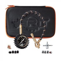 Grit Performance 그릿 성능 타이어 압력 게이지(0-60 PSI) 헤비 듀티 맞춤형 폼 케이스 크롬 캡 및 밸브 코어 수리 도구 급속 공기 게이지 디플레이터 오