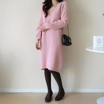 데일리앤 라즈 브이넥 루즈핏 골지 롱 니트 원피스