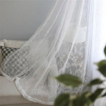 인테리어 샤랄라 차르르 스팽글 커튼 화이트 레이스 쉬어 커튼 침실 꽃 보일 웨딩 샤워