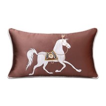 쿠션커버 말그림 호텔 명품 그림 자수 골드, Gucci 브라운 - 실키한 자수 군마