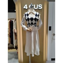 [4CUS]포커스 (FS2A7ST0097) 아가일 니트 조끼 원피스 세트