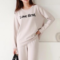 러브 영문 박스 티셔츠 여성 긴팔 골지 라운드넥