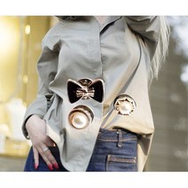 깊은 브이 넥 브라우스 맵시 브로치 5개 브러치 디자인소품 새학기코디 리폼패치 장식용브로치 브로치선물 귀여운뺏지 가디건뱃지, 블랙