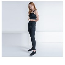 뒤란 이지 투인원 팬츠 DBF1S-9055 블랙_ 시원하고 Y존 걱정없는 여성스러운 투인원 레깅스_뉴코아 울산점 뒤란